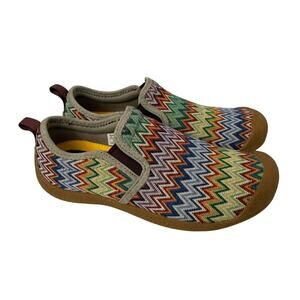 Keen Howser Canvas Slip On Shoes Women’s Size 7 Chevron Plaza Taupe Multicolor